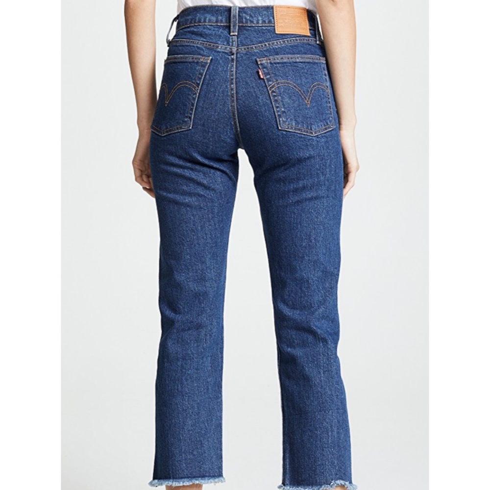 Levi’s Wedgie Straight Below The Belt